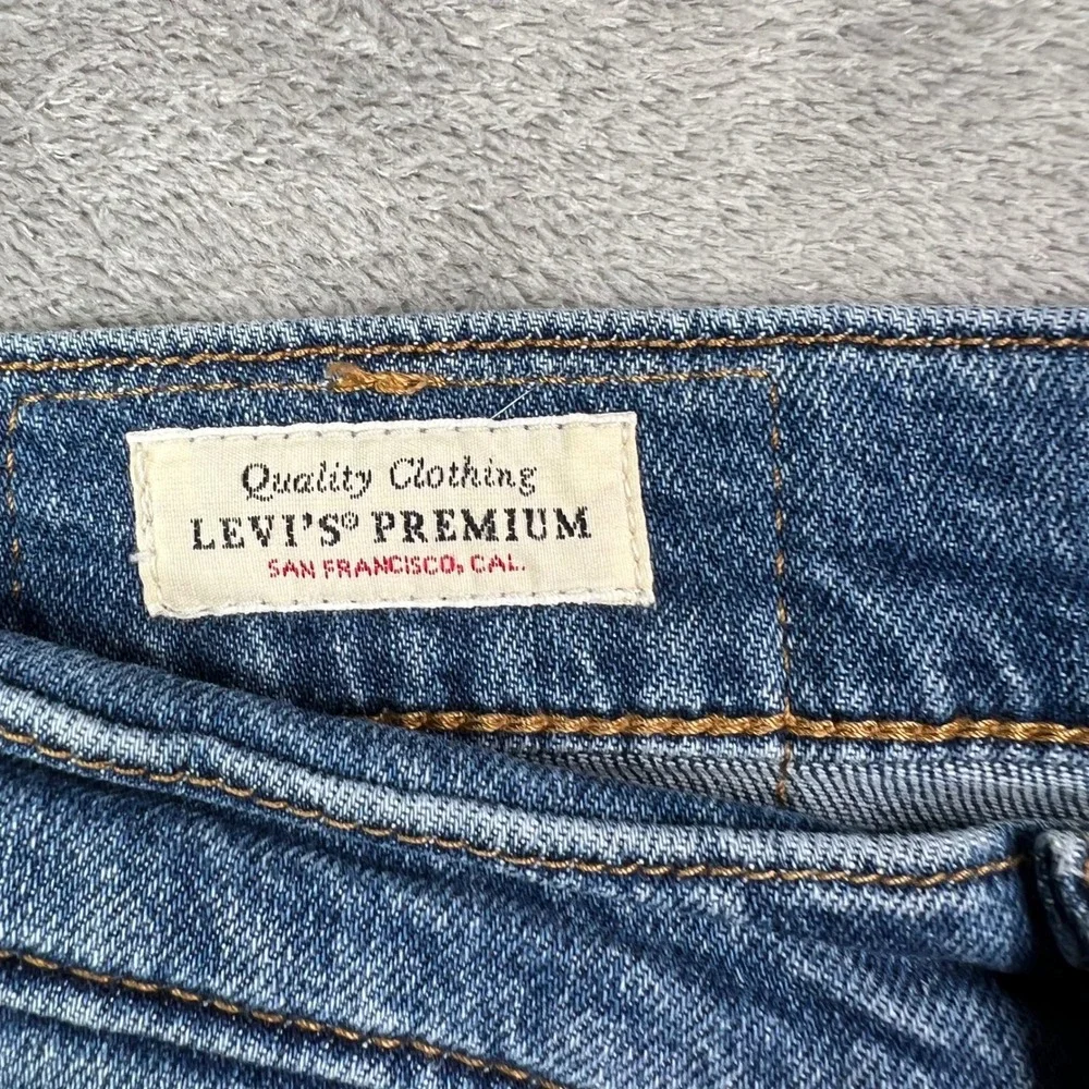 Levi's Premium 541 Slim Jeans Mens 32x32 Blue Medium Wash Five Pocket Denim